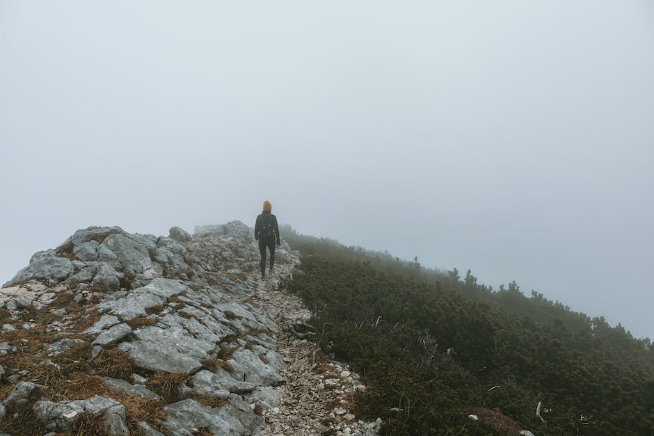 wandern Ausrüstung für die Berge