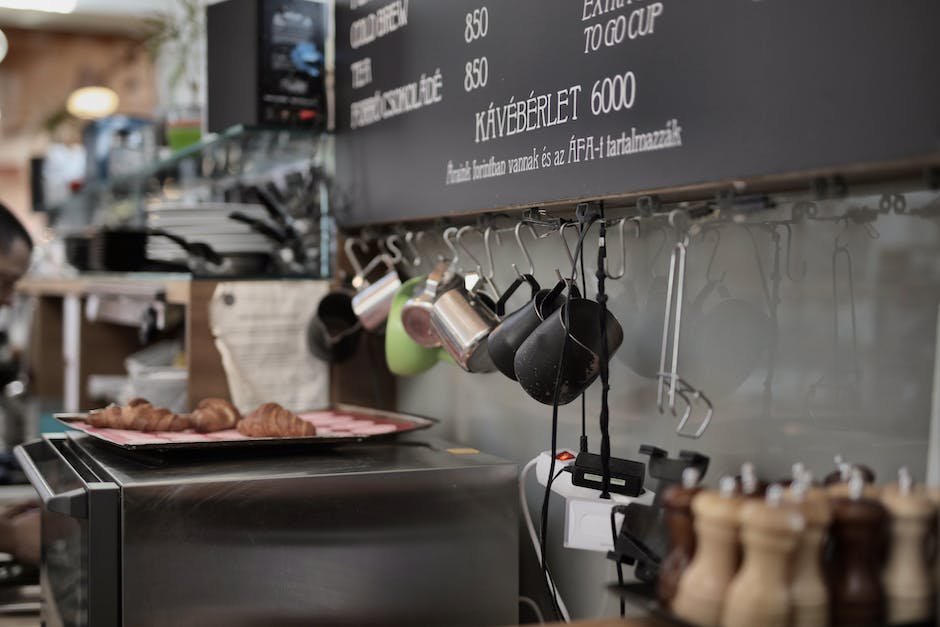  Kaffeeautomat an Wand installieren